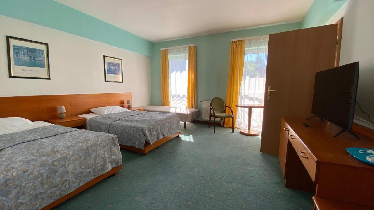 Elekt Czaplinek Hotel Eksteriør billede